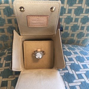 ❌SOLD Louis Vuitton Ring/Jewelry